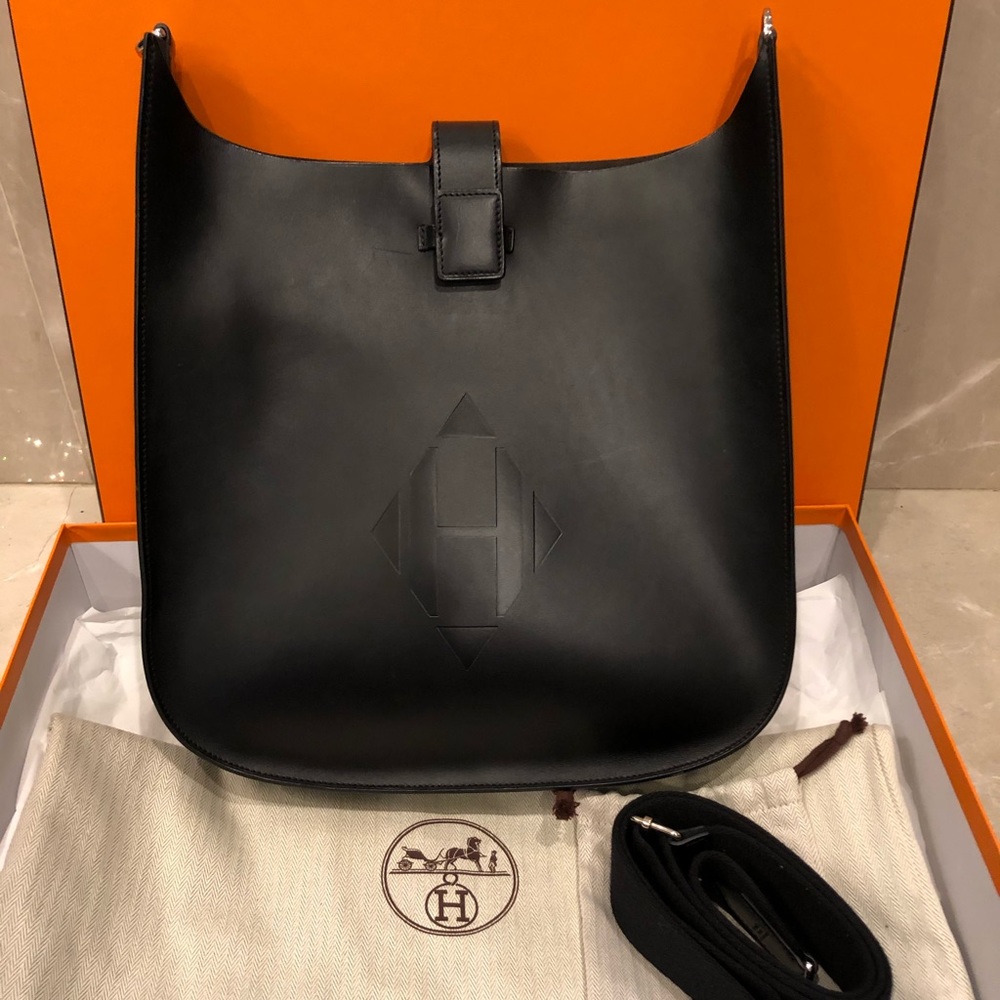 Hermes Evelyn Sellier 33 Black women & men unisex